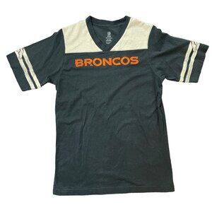 NFL Team Apparel Denver Broncos V-Neck T-Shirt Women XL 16/18 100% Cotton